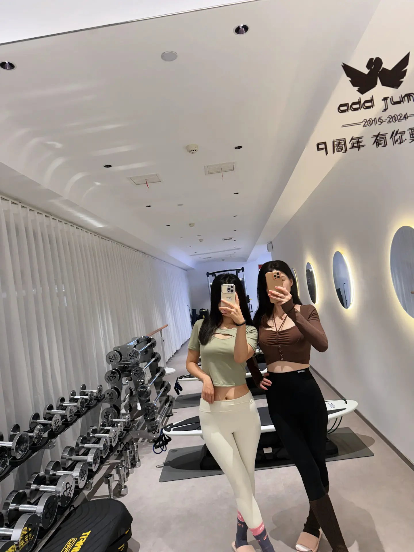马甲线在哪儿怎么还不出来