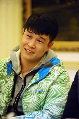 演员，小沈阳说，我万万没想到第一次上春晚就一夜爆红，那天晚上演出完连夜赶回去，第