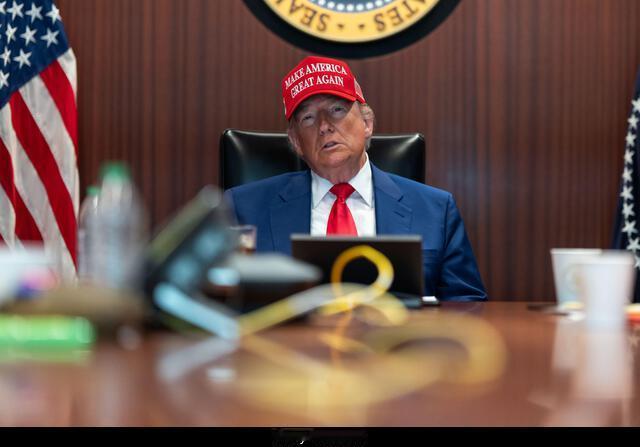 美国加码制裁伊朗，这波制裁伊朗能否扛住？
 
美国1月30日又对伊朗下狠手，把内