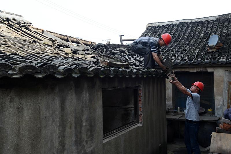 为什么现在农村兴起拆老房建新房，而且非常火热，房子建得越来越好，这是为什么？有人