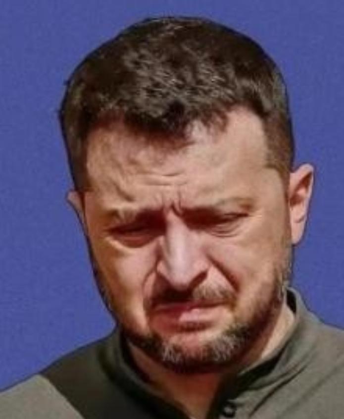 乌克兰都快打亡国了，为什么宁死不降？真相只有两个，一是泽连斯基为避免背负卖国骂名