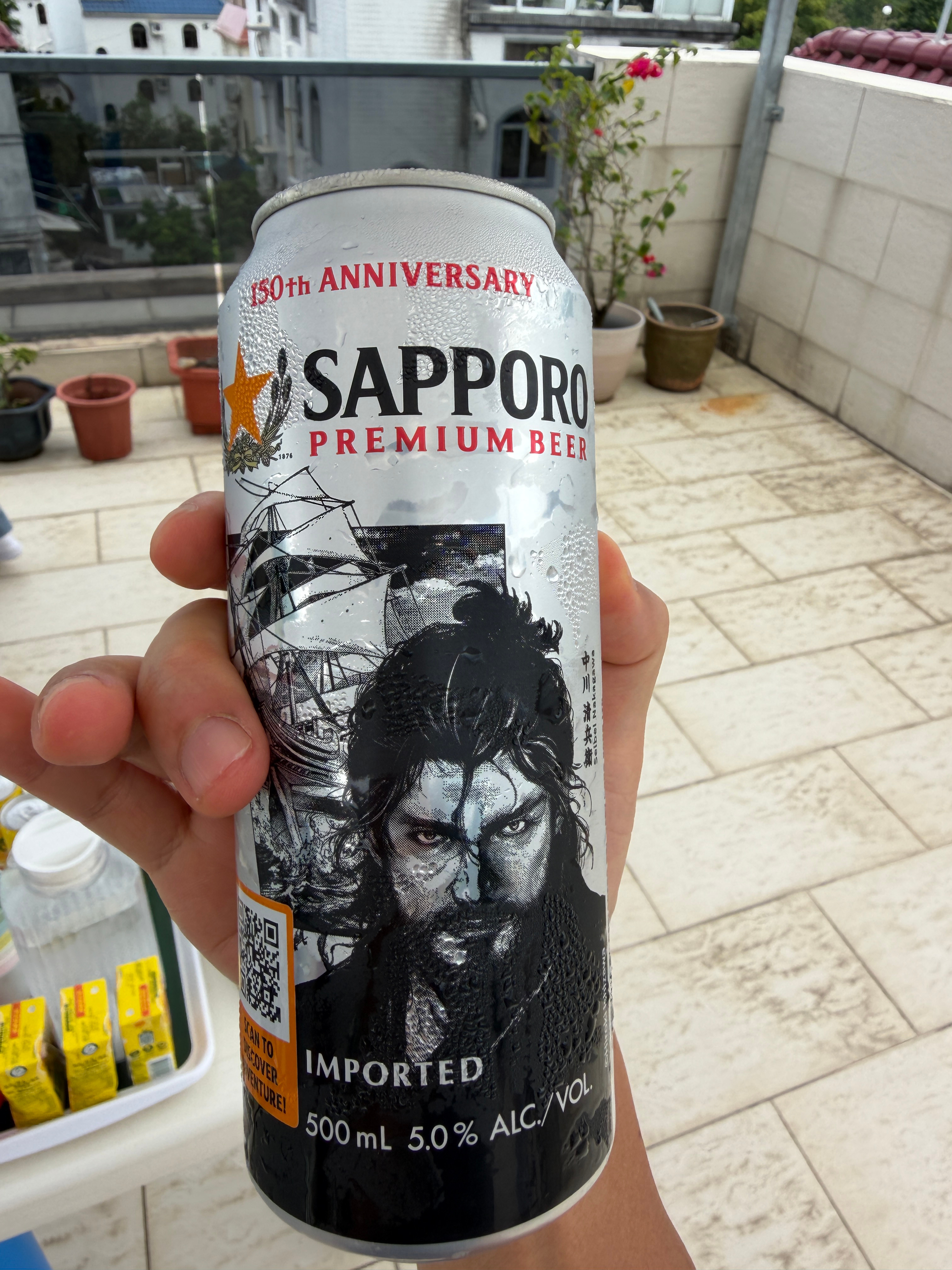 最近三个周，身体出现一个新情况，一喝酒就过敏，有类似风麻疹这样的症状，嘴唇附近和