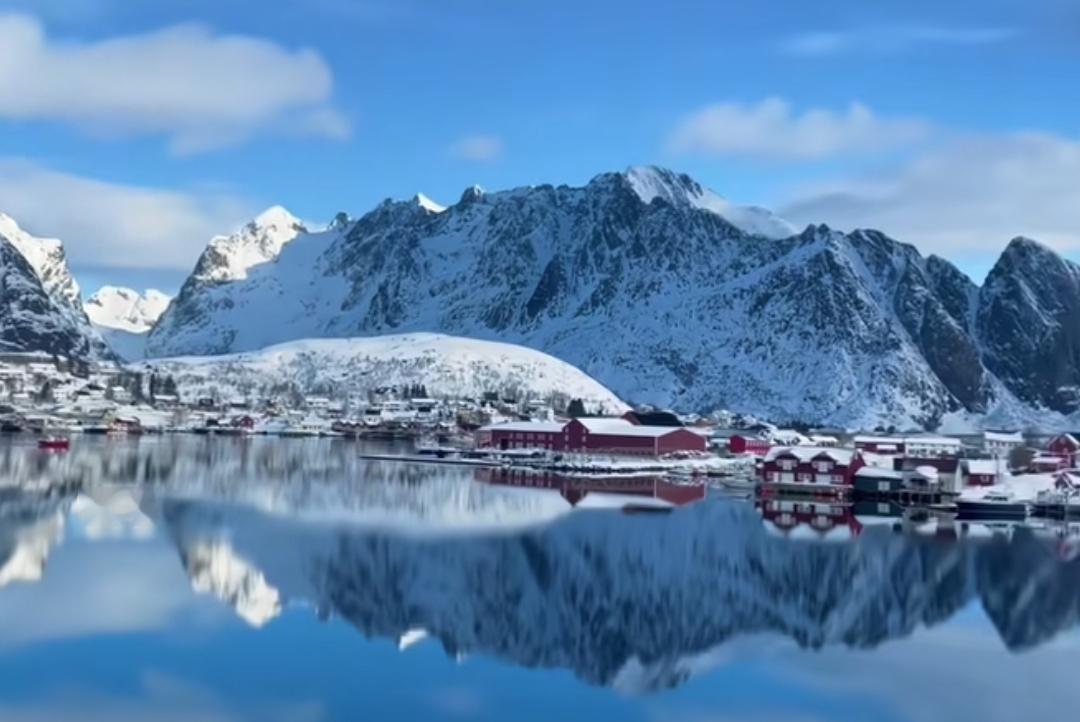 美国吞并格陵兰岛的行动就像是打开了潘多拉魔盒，把这个世界隐藏的贪婪、掠夺、算计…