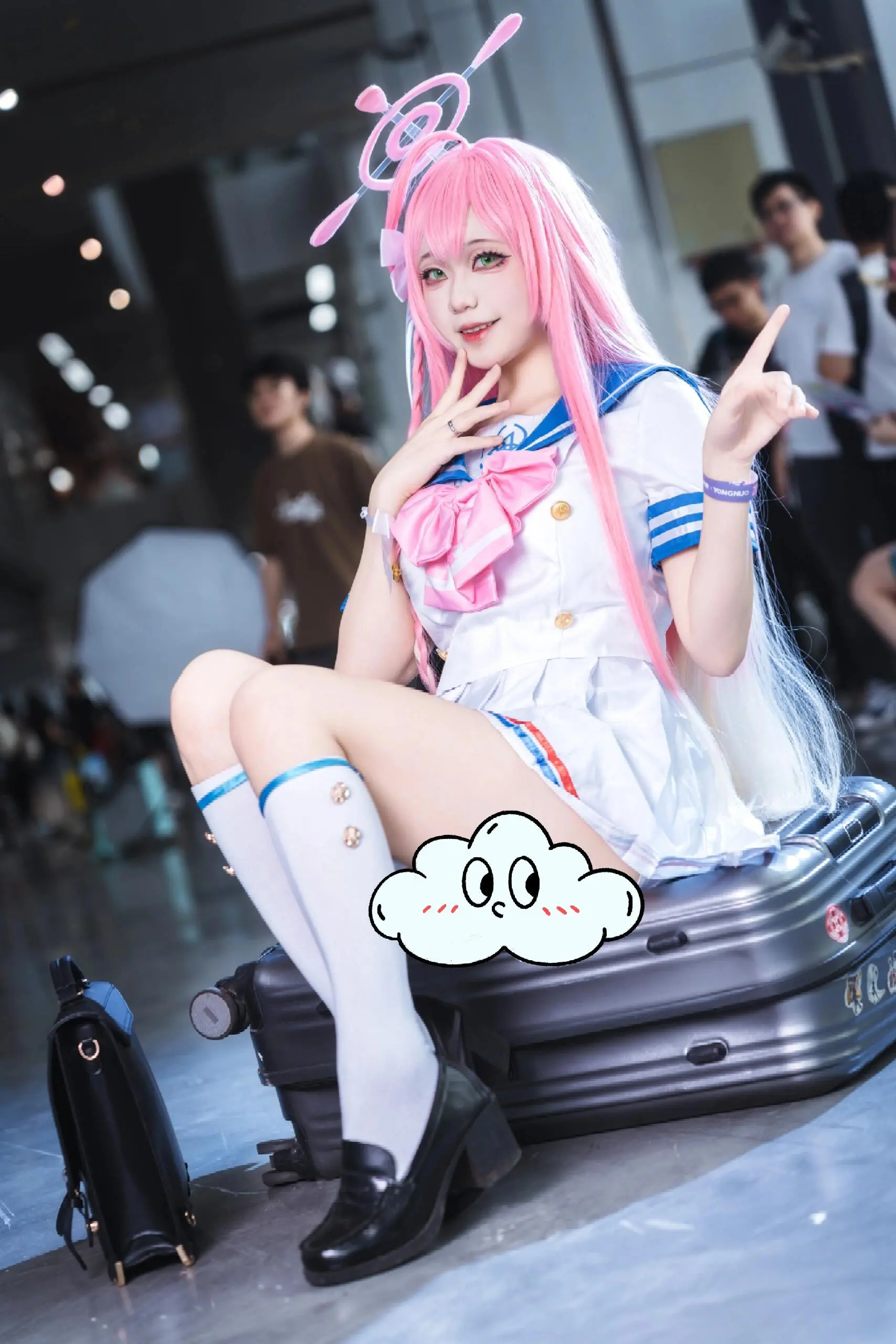 这谁能顶得住啊 性感美女 浦和花子cos 蔚蓝档案 cosplay