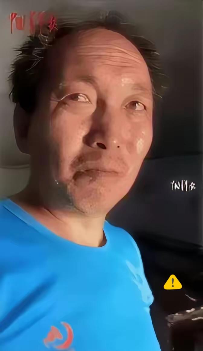 山西黎城有个孔家峧村，村里有个郭海波，干的事儿搁现在看“不太划算”。

别人攒钱