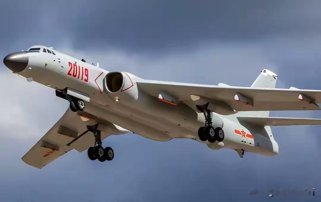 2023年2月，美媒《军事观察》选出世界上最危险的5种轰炸机，咱中国轰 - 6N