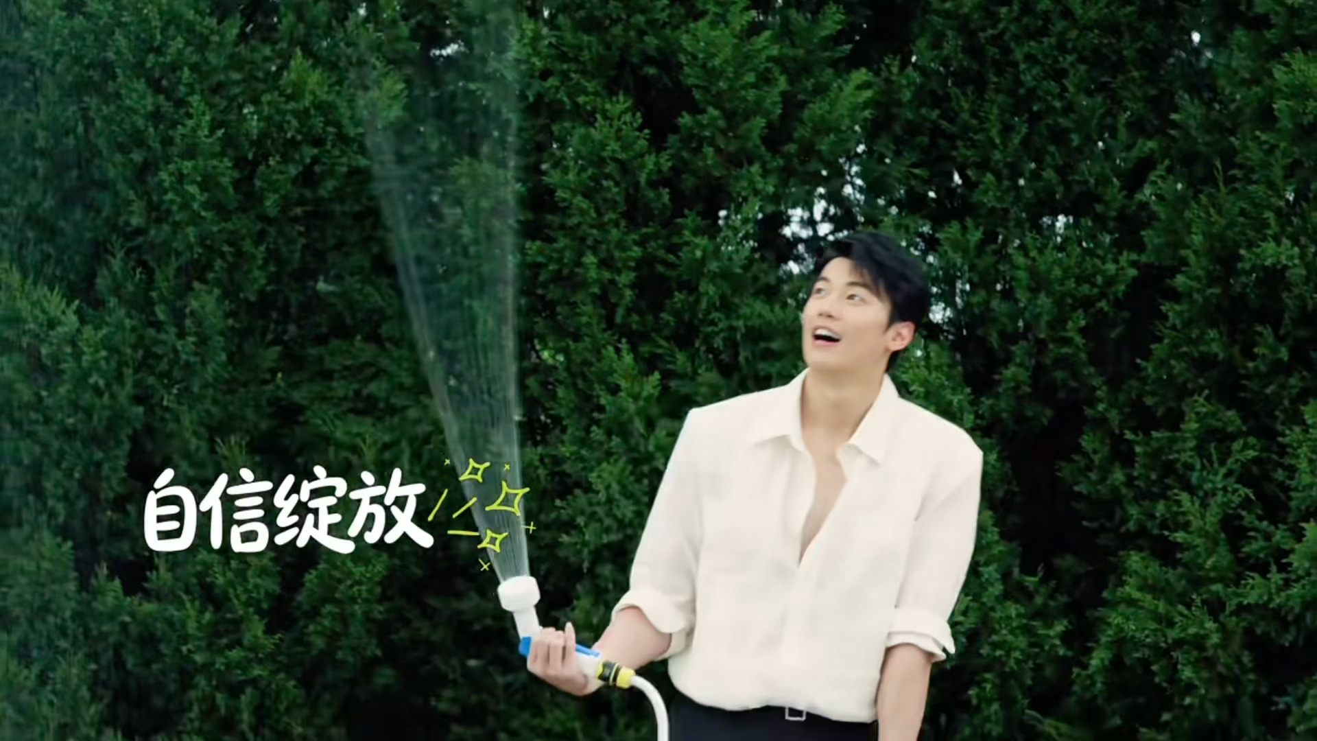 单方面封为TVC拍摄最自然的男运动员 