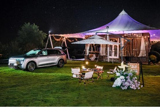 景区停车别硬扛，把“会停车”当成家庭刚需
春游最容易破坏好心情的瞬间，往往不是路