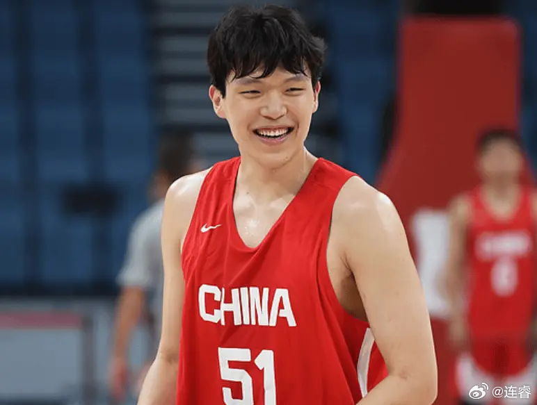 还有俩小时，杨瀚森会第一次以现役nba球员的身份代表中国男篮打比赛。只期待一点：