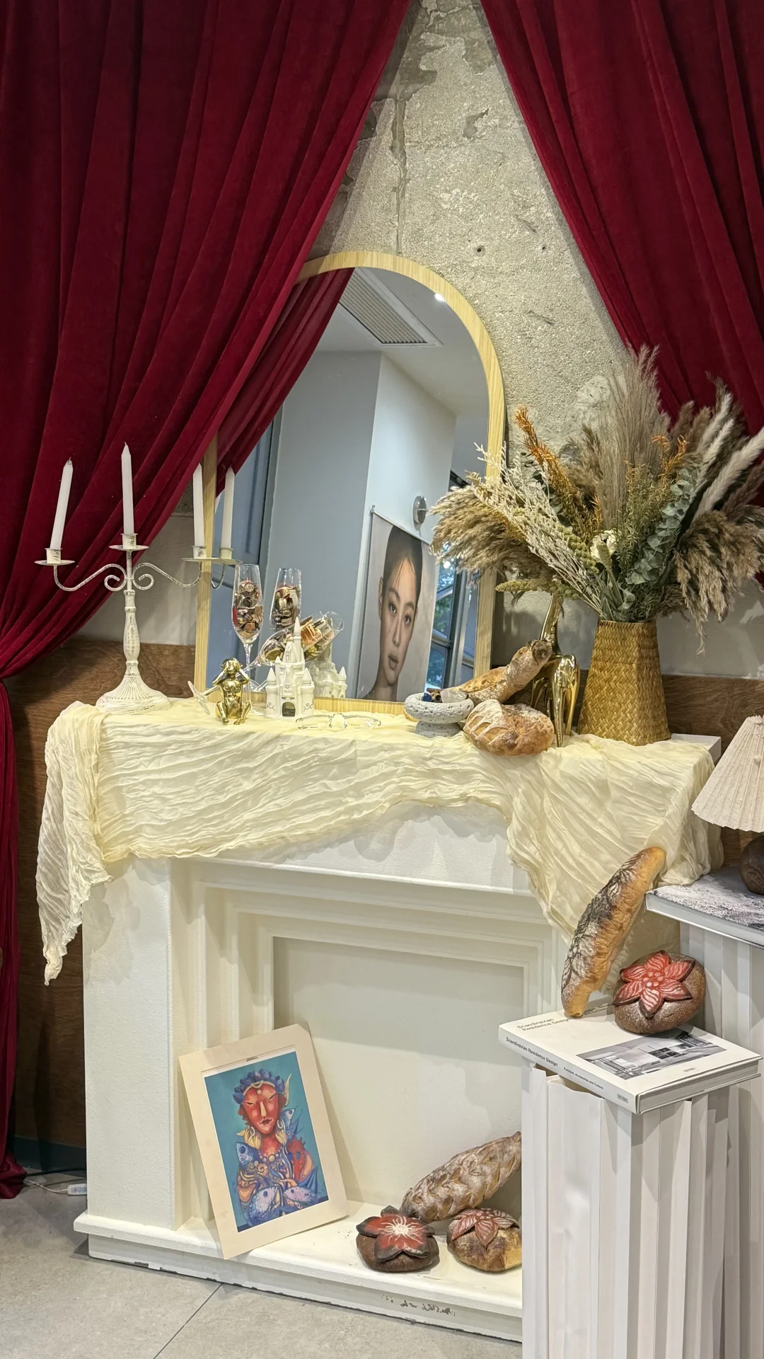 大家说换个什么颜色窗帘会出片呢