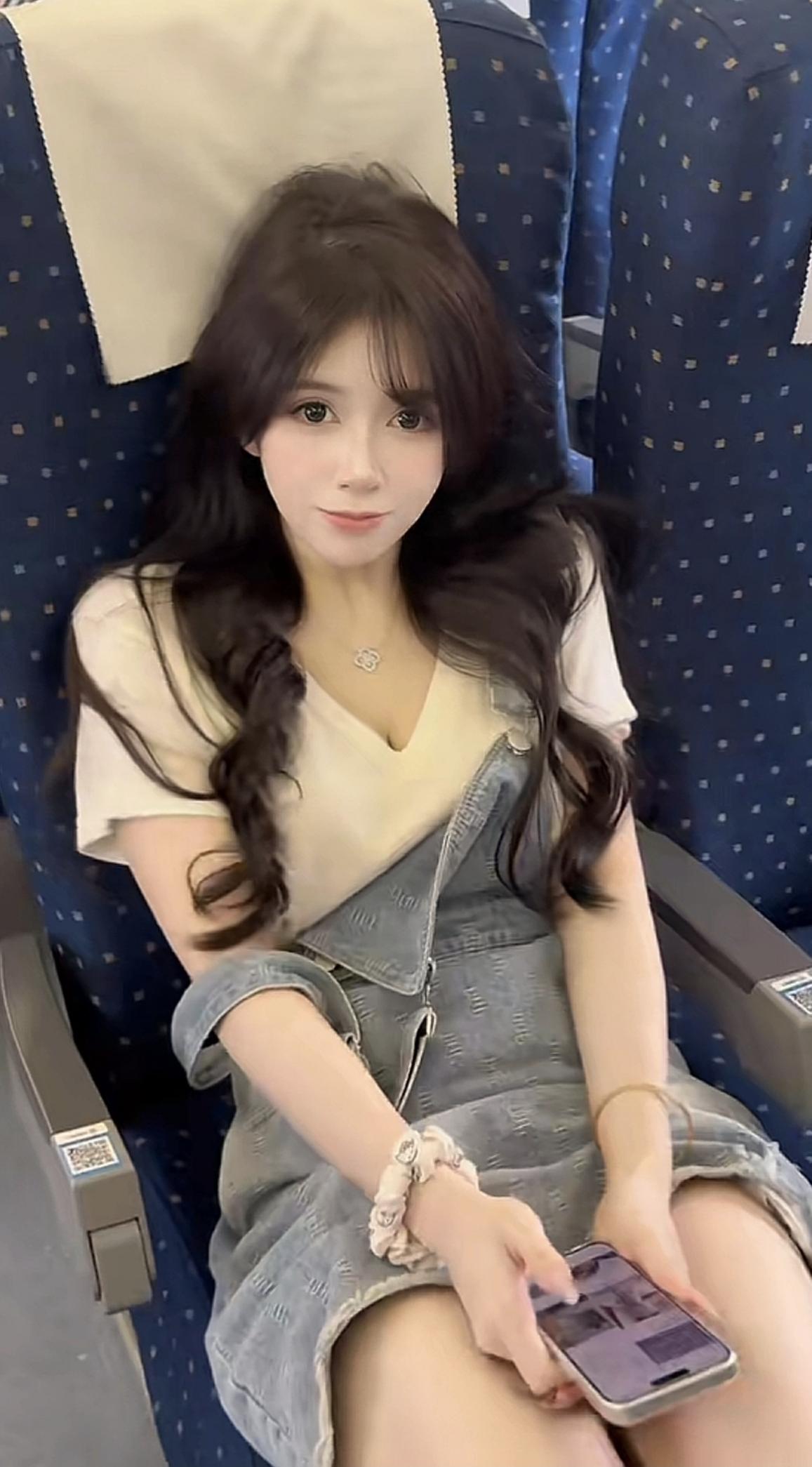 调皮的小丫头