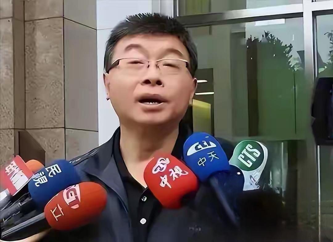 两岸研讨会选址新疆！邱毅一语点破深意，这盘大棋看得通透
 
一场聚焦两岸同胞交流