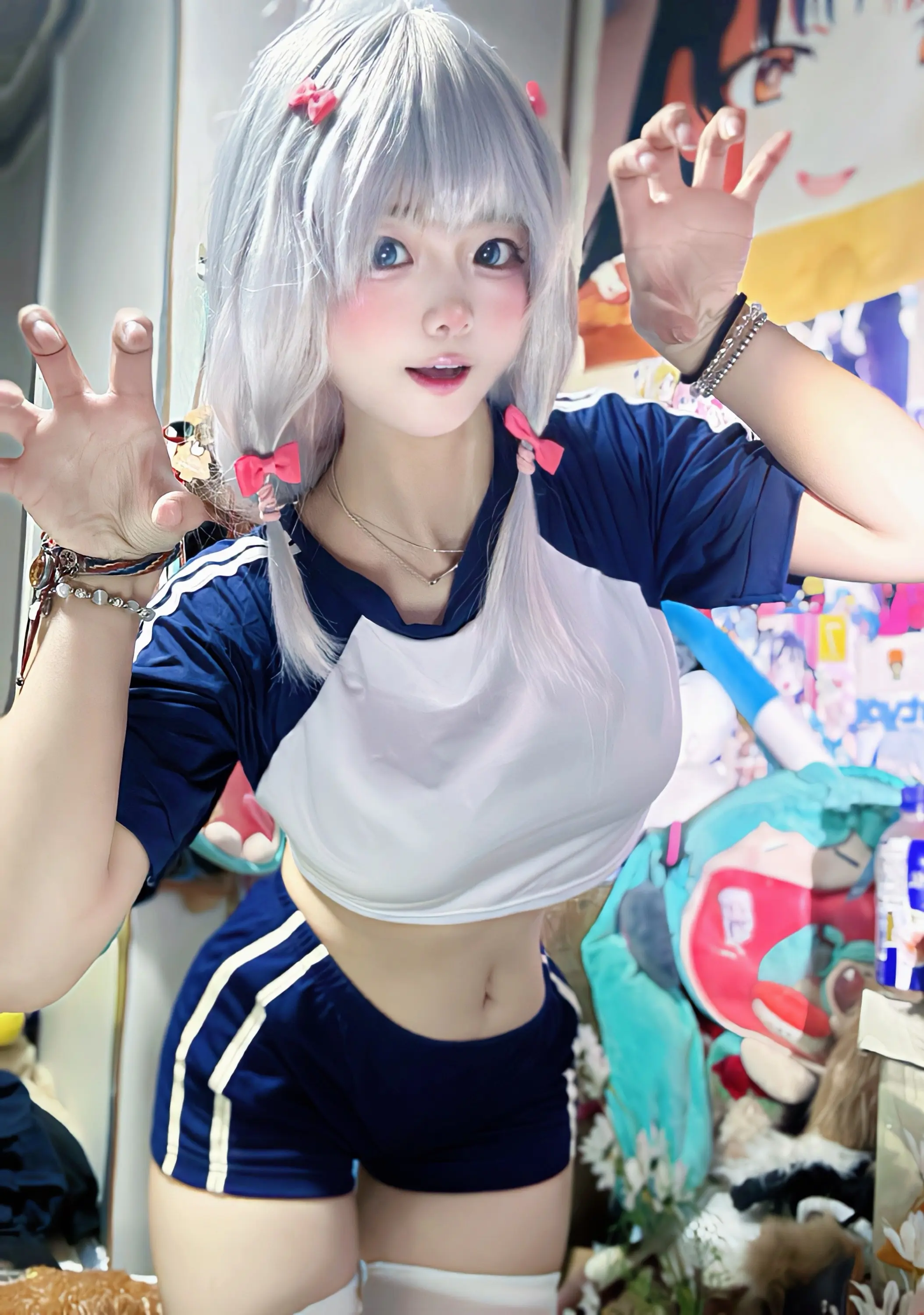 嗷呜 ⸝⸝⸝ ╸▵╺⸝⸝⸝