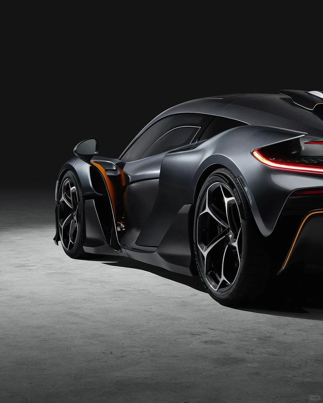 McLaren W1