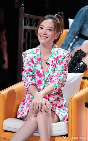 港星应采儿不是一家人不进一家门，这一对夫妻真的很好磕！都挺幽默搞笑的！陈小春应采