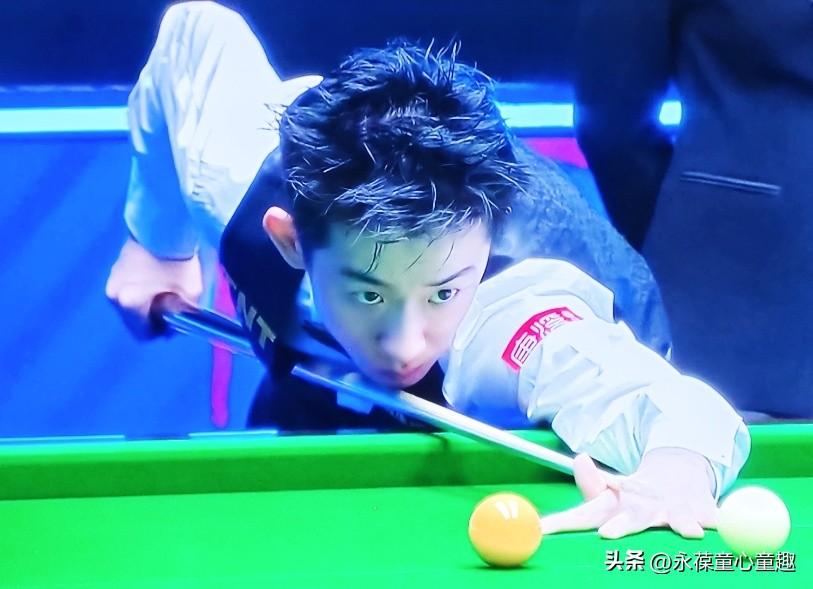 吴宜泽单杆过百五连鞭，5-2逆转击败凯伦，挺进世界公开赛八强！
 
 
北京时间