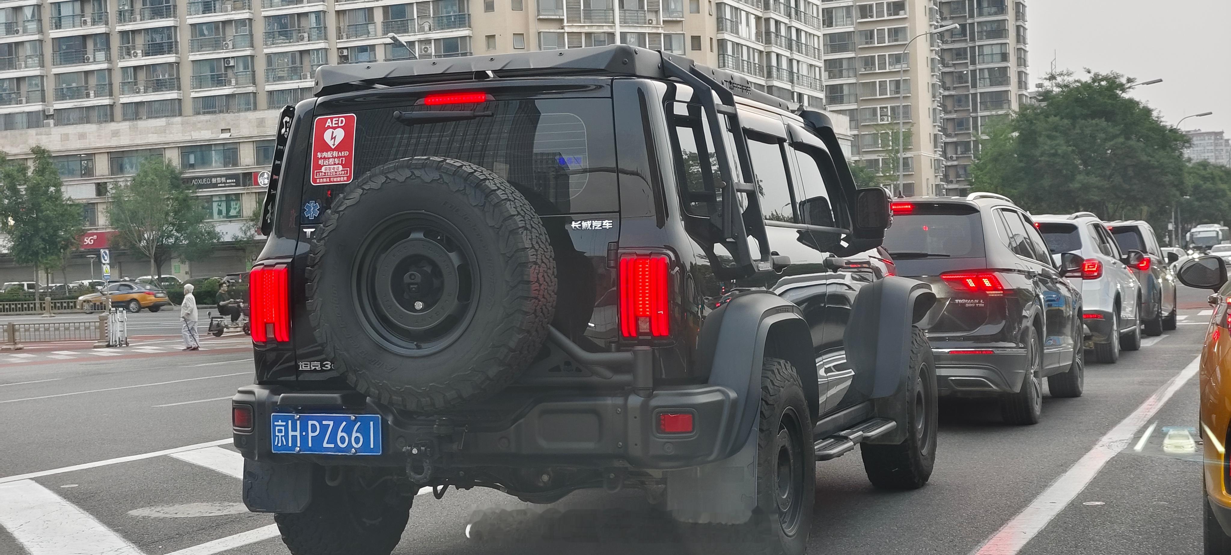这里有AED，可以远程开车门！先生大义！ ​​​