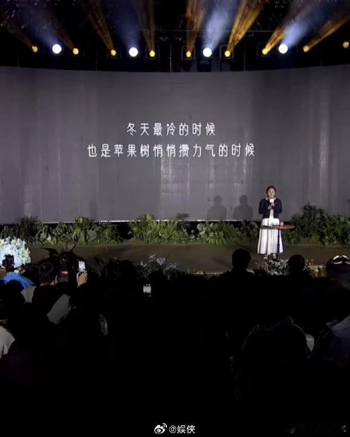 回村的年轻人后来都怎么样了 年轻人回村搞钱是清醒还是退步 不被世俗定义成功，回乡