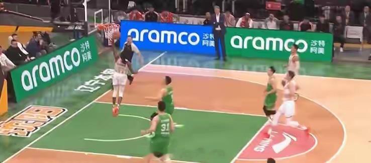 cba 赵继伟低迷仅7中1！贺希宁砍32+9深圳险胜辽宁辽宁男篮vs深圳男篮 北