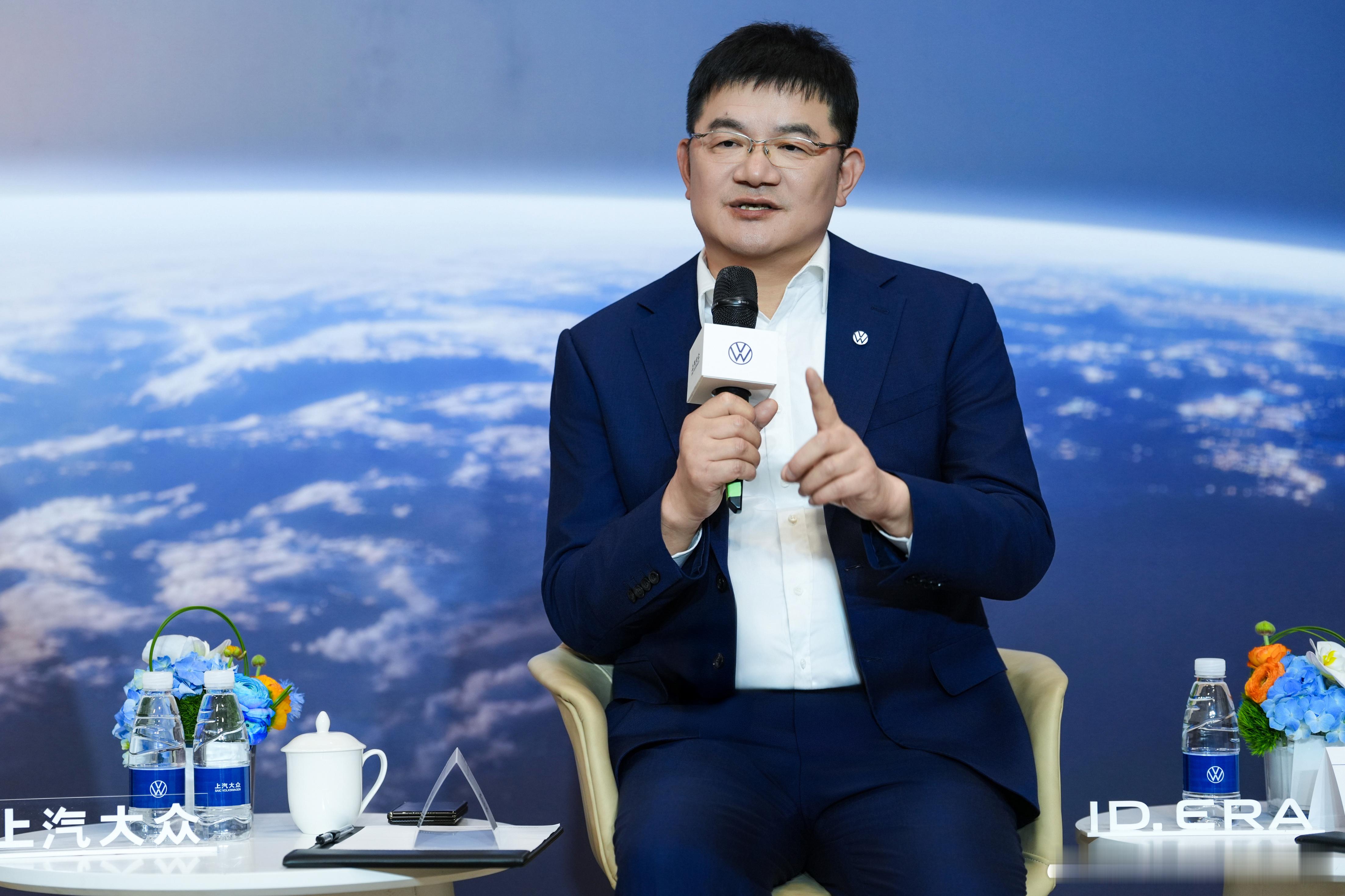 上汽大众陶海龙：今年上汽大众有6款全新产品，已经明牌的就有ID9X，8X、7X、