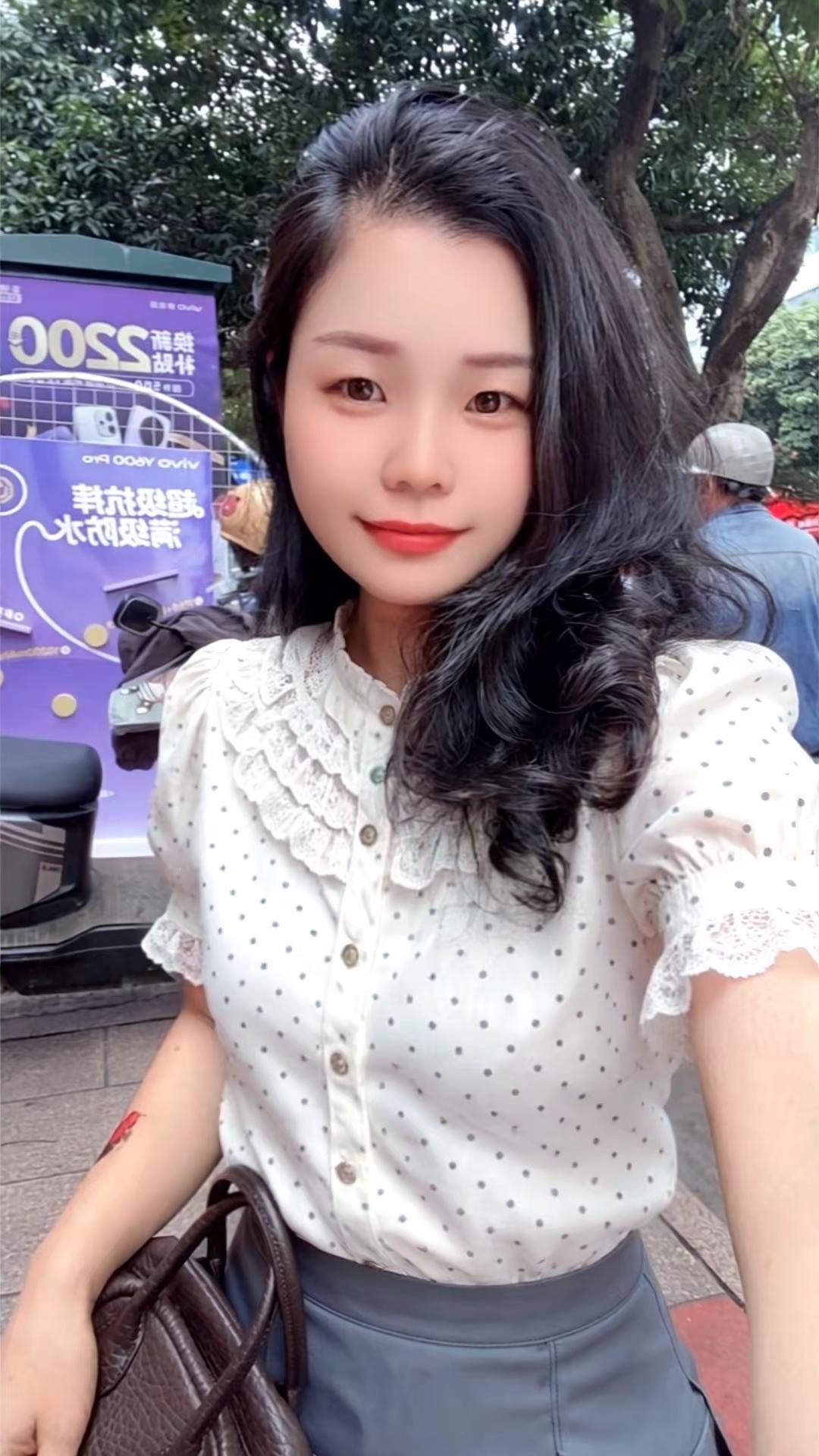 上班催命 回家催婚 不相亲有错 相亲不成也有错 不谈恋爱有病 谈恋爱谈不到结婚也