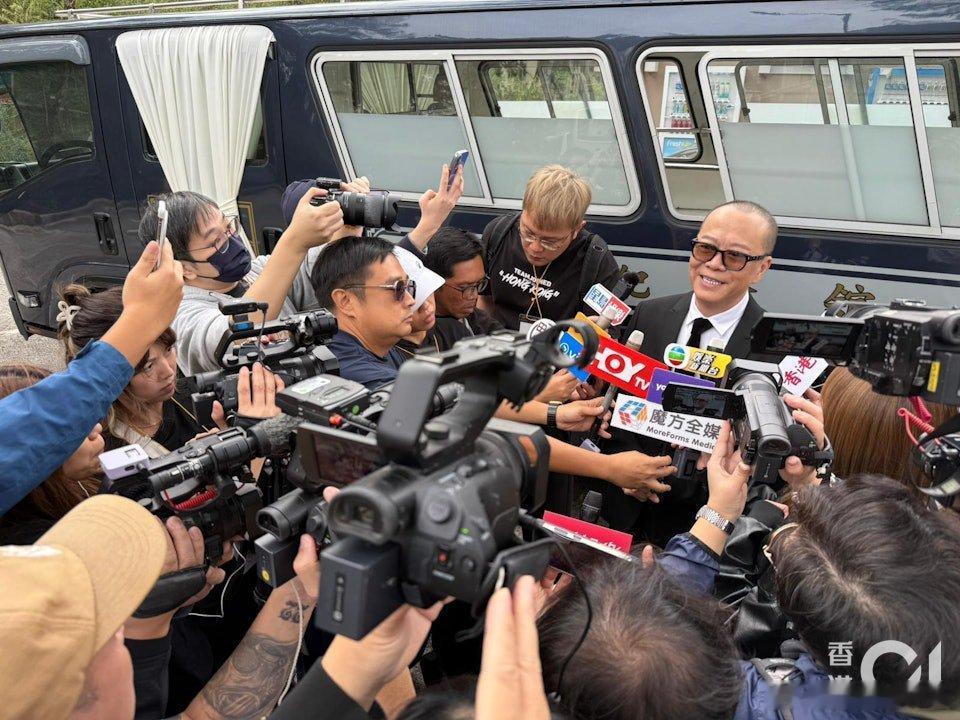 香港資深演員許紹雄（Benz雄）今年10月28日不敵癌魔於醫院安詳辭世，享年76