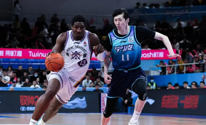 北控男篮发文：在上半时一度领先对手15分的局面下痛失好局