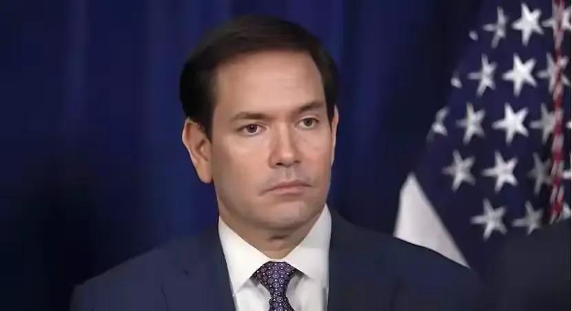 一个在马尼拉开会的美国国务卿，被问到"你们是不是管得太宽了"，鲁比奥笑了一下，说