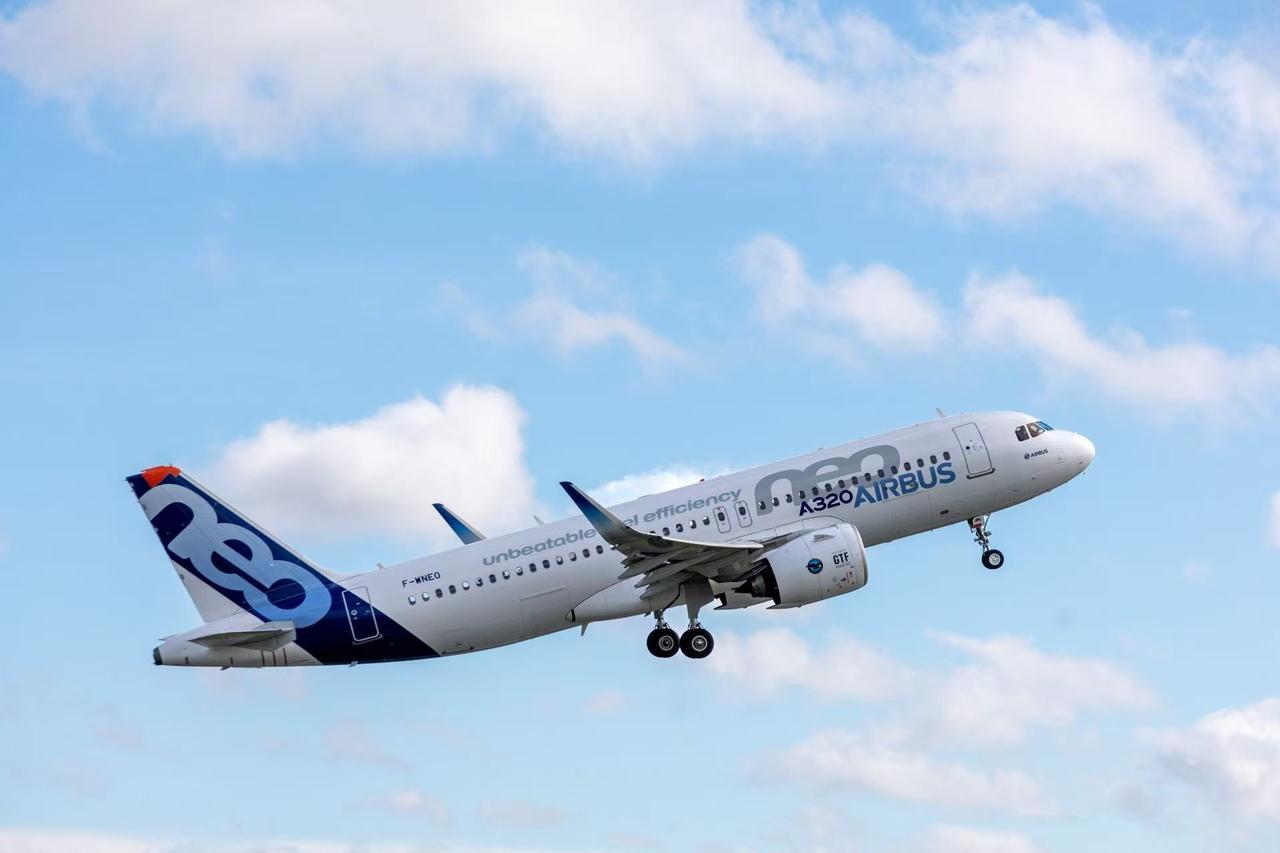 柯林斯为混合动力PW1100G发动机的1MW电动机测试供电

飞行总动员3月17