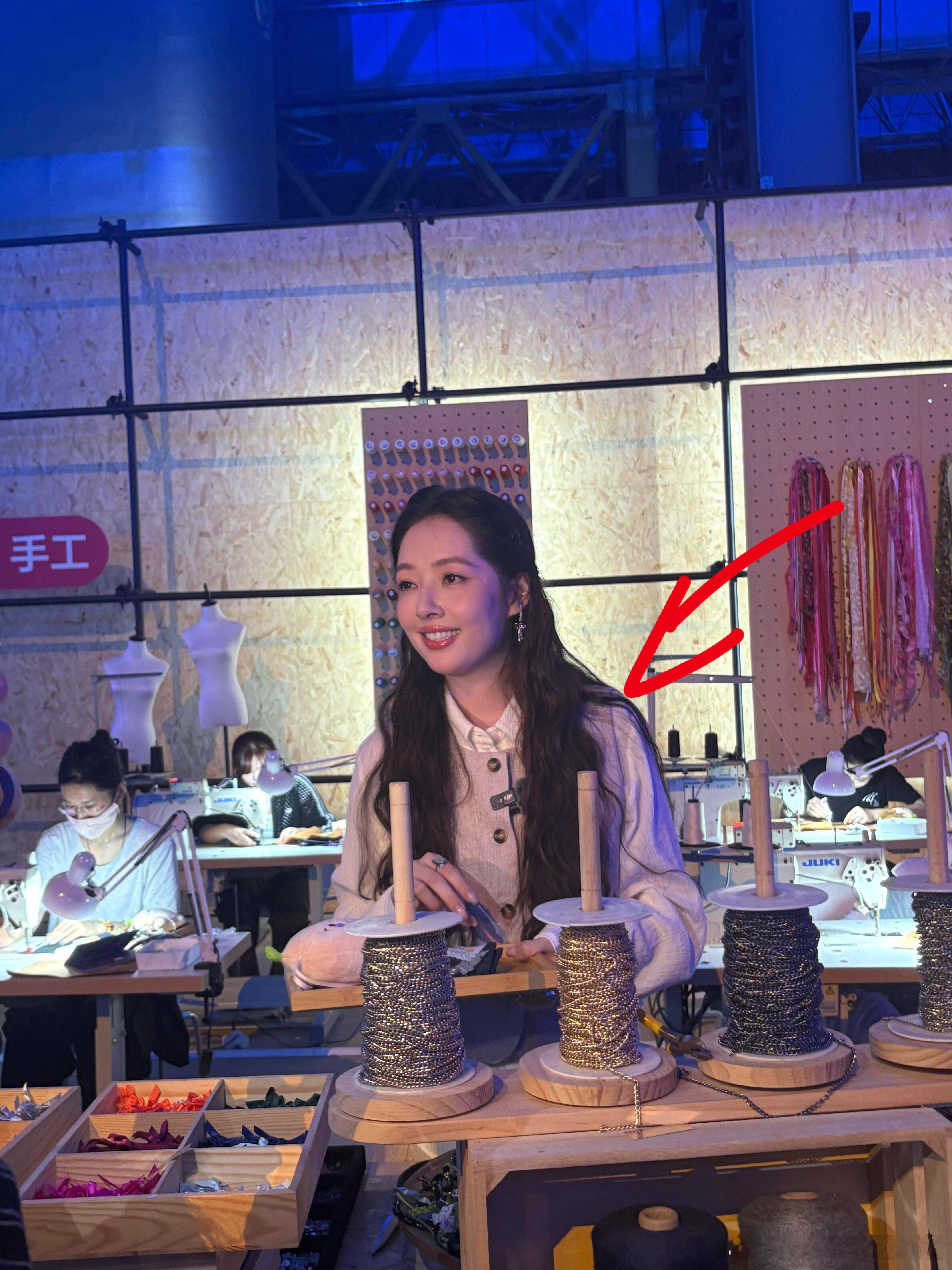 近距离视角的郭碧婷，美人的鼻子都那么美 ​​​