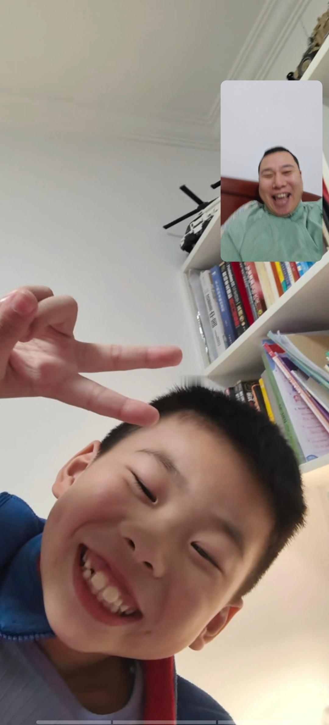 和最靓的靓仔沟通，其乐无穷