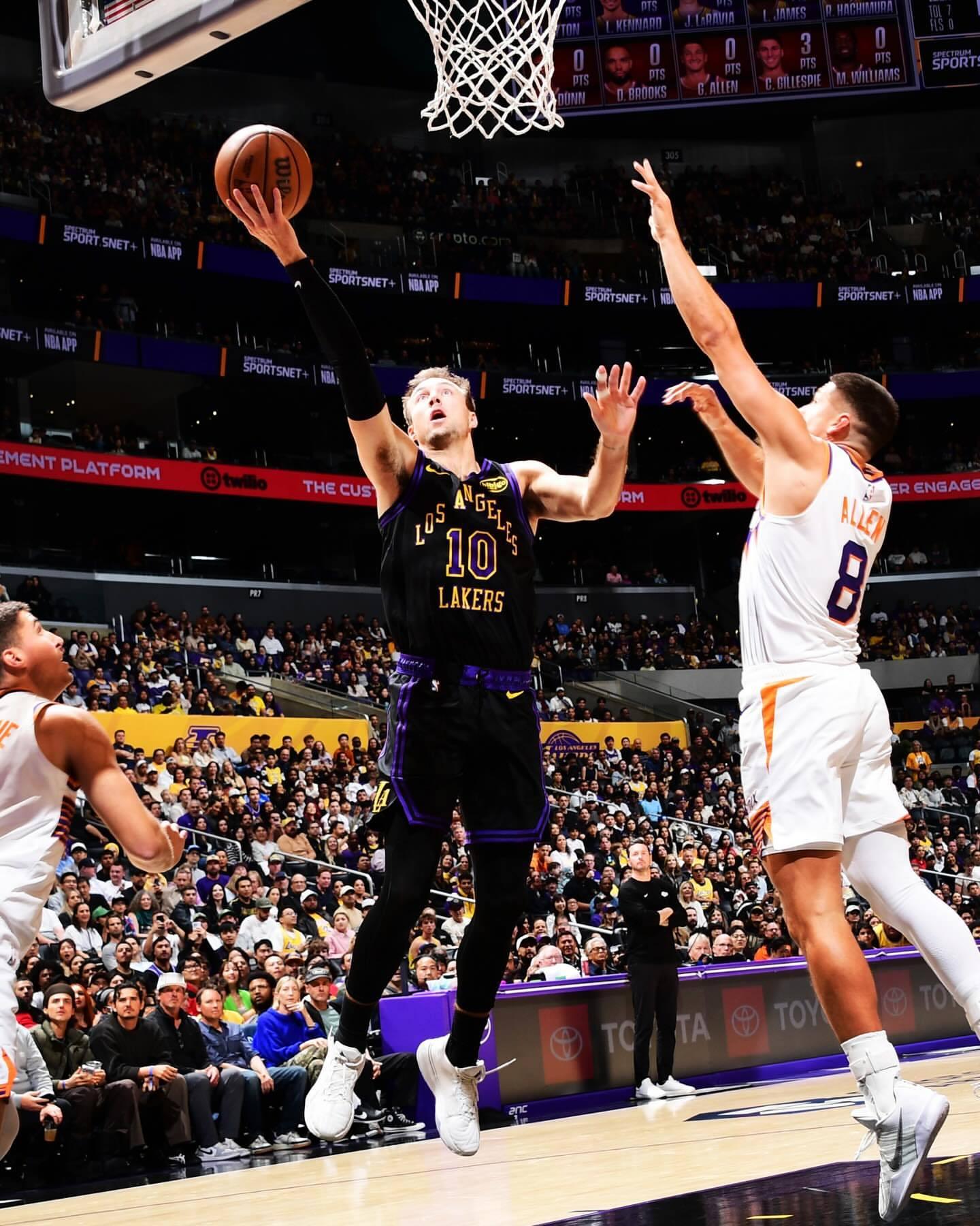 凑不够9宫太阳vs湖人