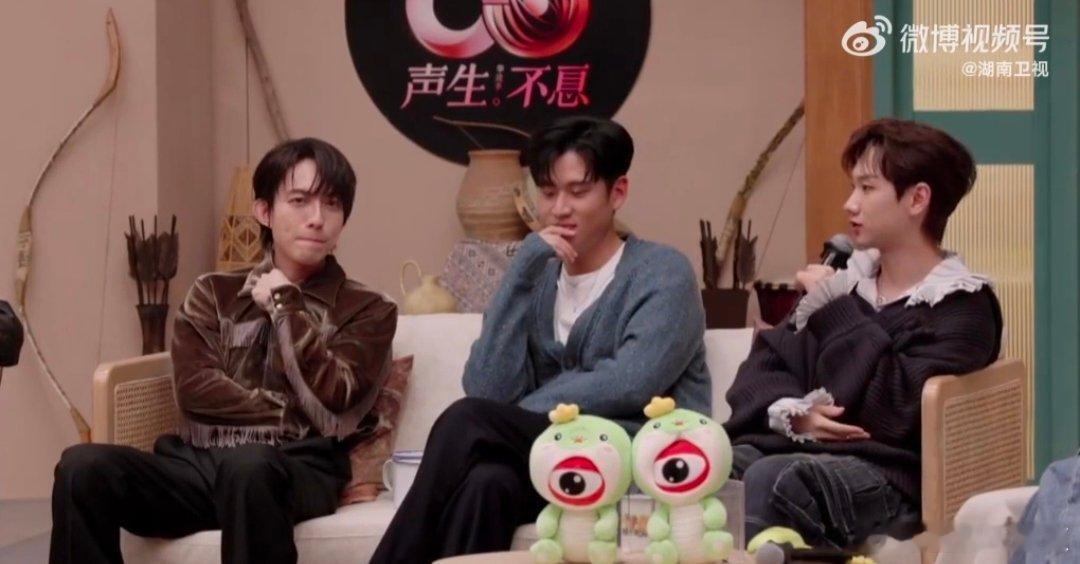 汪苏泷的社死版图扩张！在《声生不息》成功“拐走”林宥嘉、周兴哲当洗杯搭子，后台三