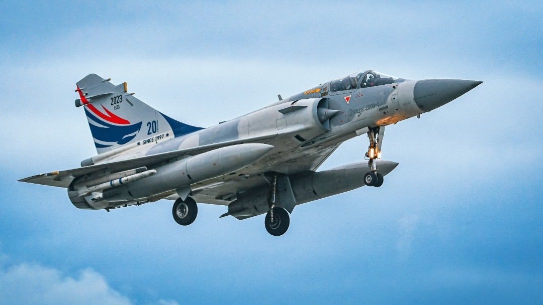 飞扬军事 台匪空軍与法国达索公司签署一份为期五年、价值2900万美元的维护合同，