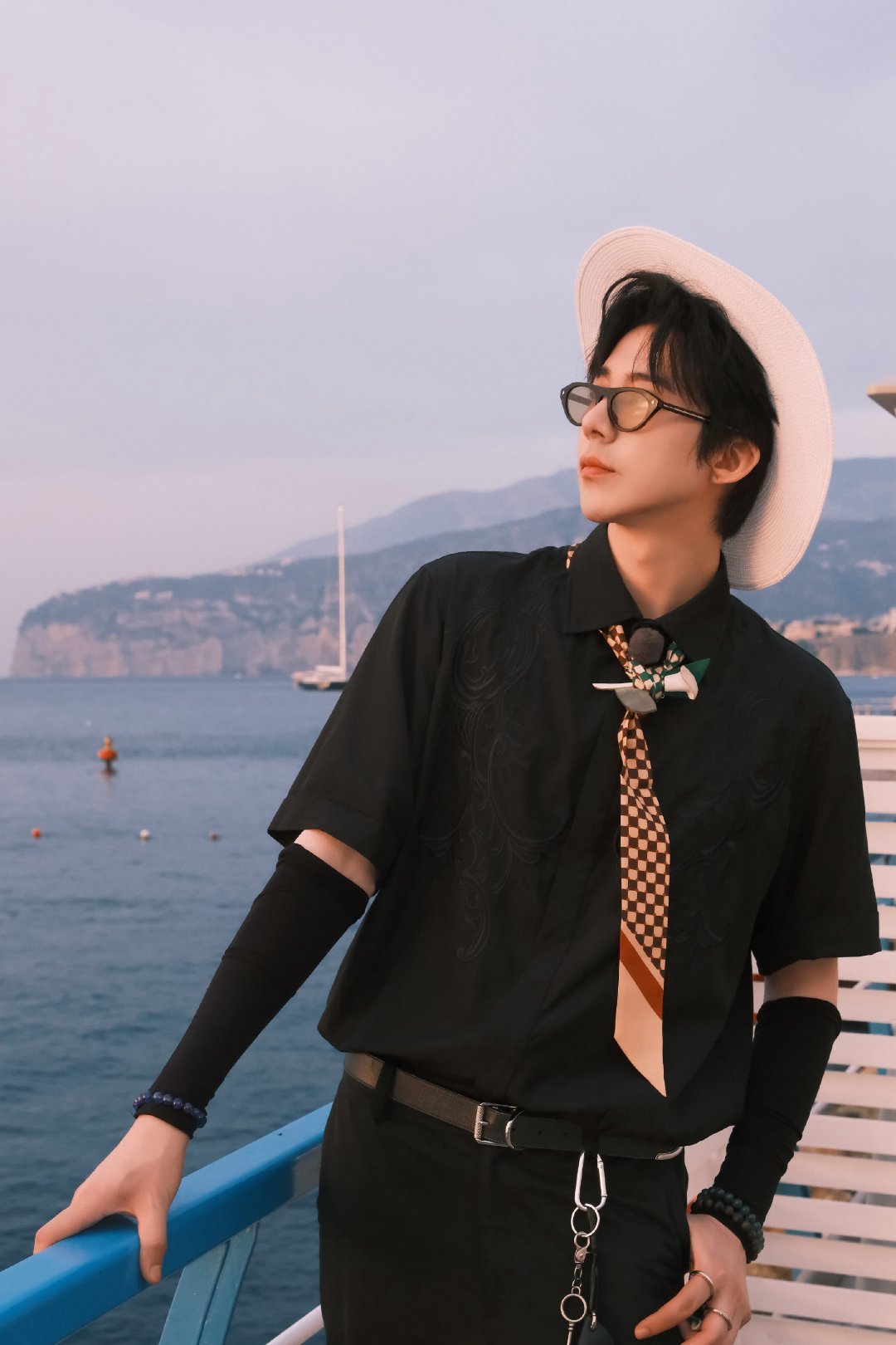 凝聚V力量🌺摩登兄弟 传递正能量🌹摩登兄弟公益行[超话] 🌹努力不是为了感
