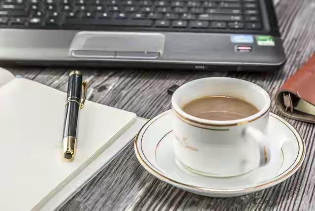 发了没人看怎么办？

你好，我是飞鱼。

上一期我们聊了怎么写第一个“有反馈”的