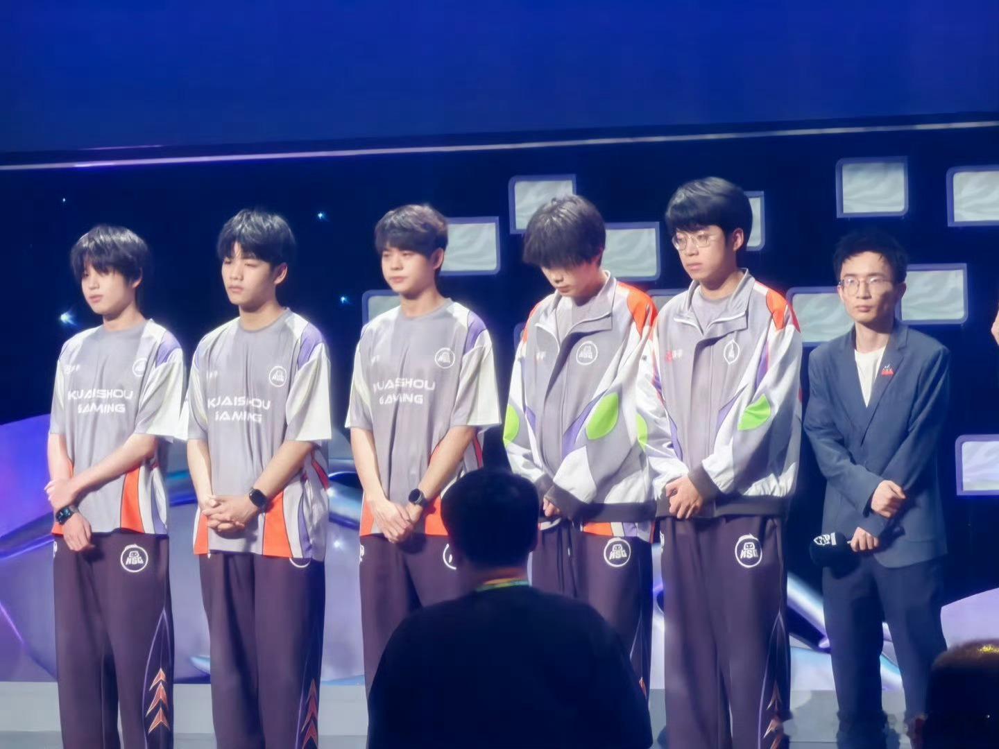 KSG挑杯备战仅3天真的要被KSG的赛程整无语了！刚拿完冠军就到处赶活动、参加集