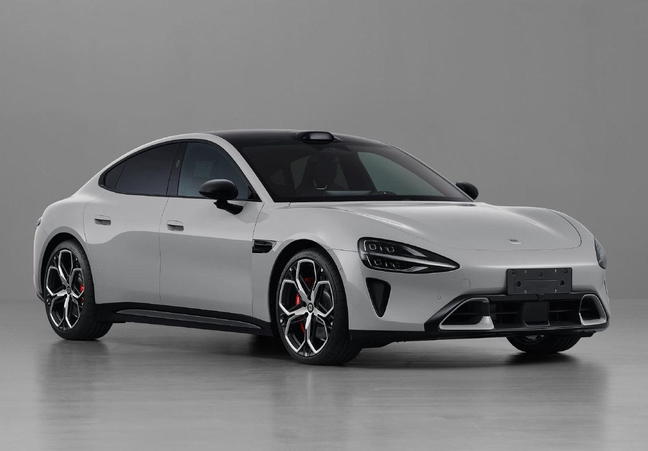 小米SU7玩起“调色盘”，18种颜色够不够你挑？

1月12日，有博主爆料，4月