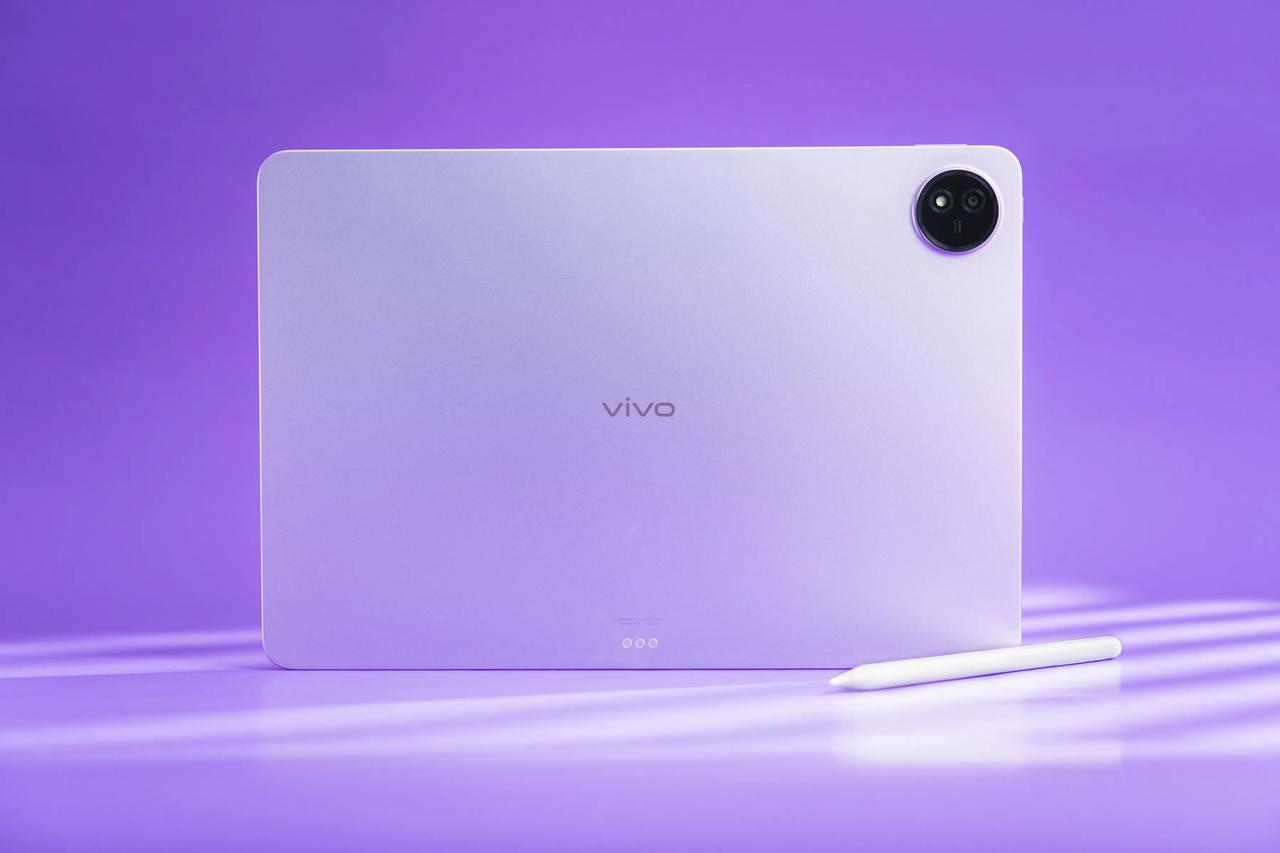 vivo Pad3 Pro 13英寸的3.1K超轻屏，和我的笔记本尺寸接近，装上