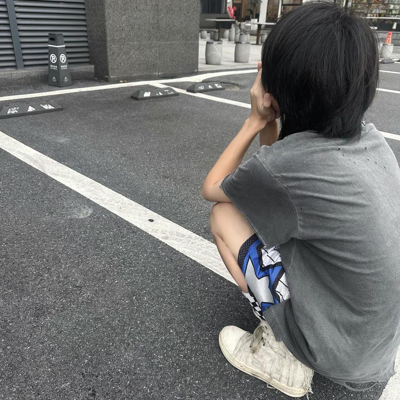女孩 那些睡不着的夜 是否都与我有关