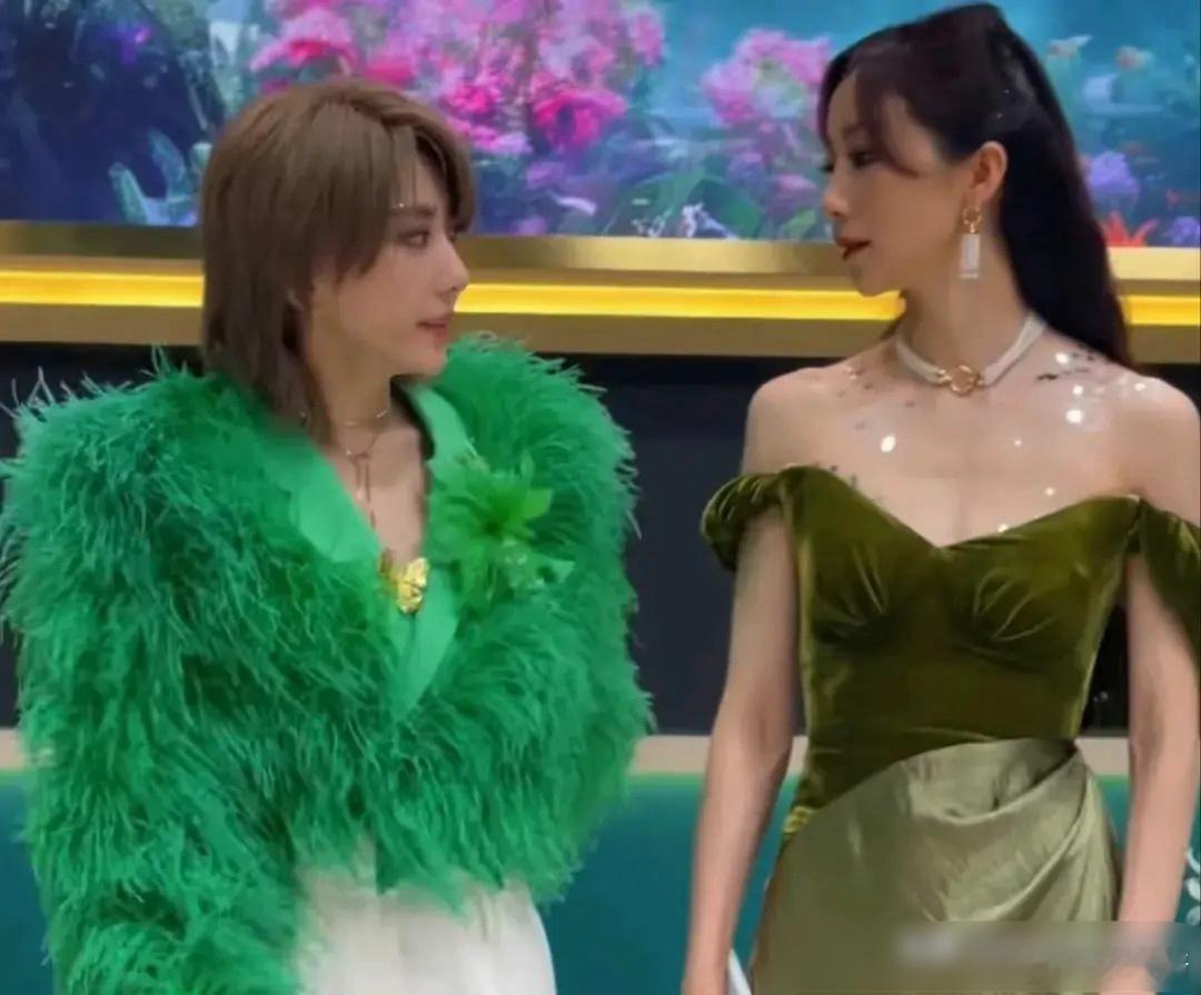 刘忻身体被透支！在浪姐5成团后台采访时，突感不适，表示很闷，脸色不佳，还没开始采