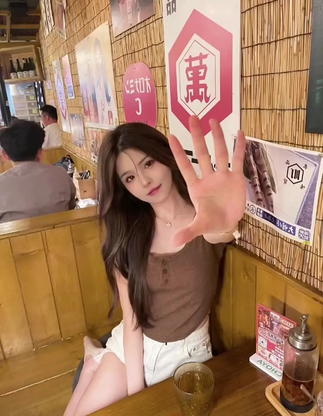 扣1下个女朋友长这样！