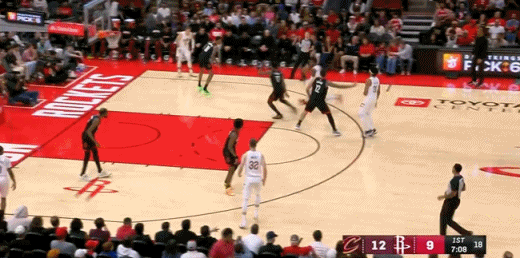 极品3D！火箭真不能放走伊森！
在今天NBA常规赛火箭对阵骑士的第一节比赛中，火