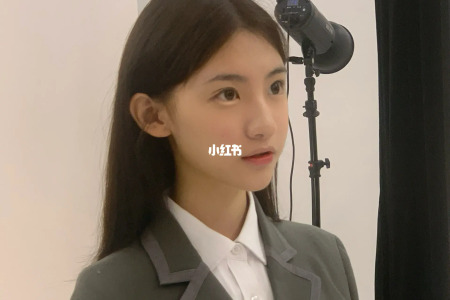 拍到了一张很韩的签证照～