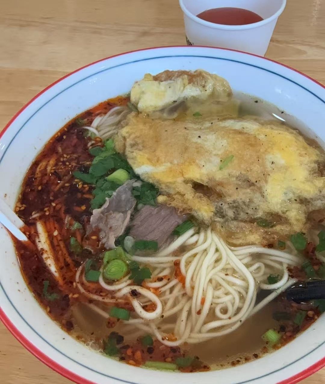 朋友们早呀今天的早餐换了换口味搞了点清淡的[yeah][yeah]吃饱了之后才有