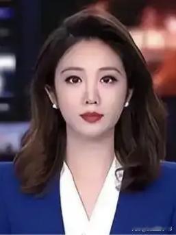 央视新生代主持人王音琪，播报沉稳灵动专业扎实，常走基层记录百姓日常，以热忱传递鲜