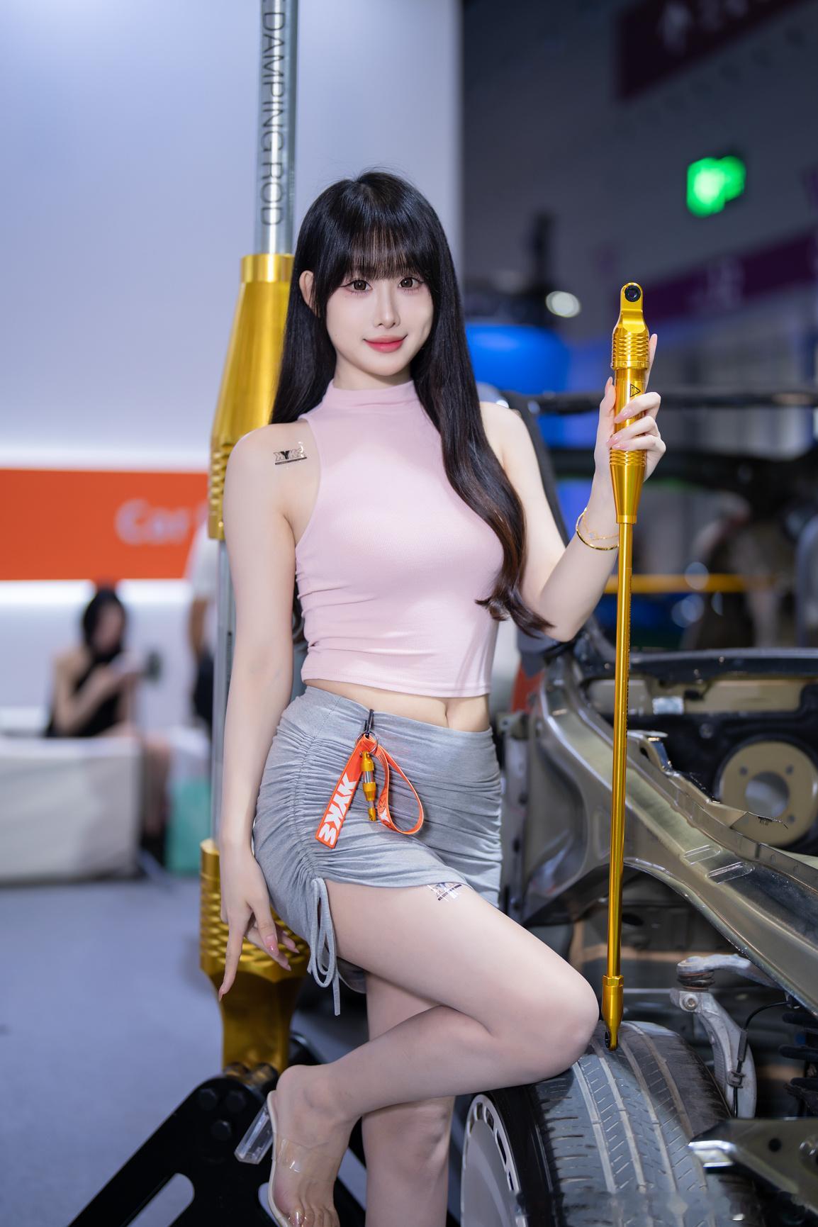 聆听猎人的车展日记聆听在深圳改装车展猎人与车展 2026 深圳改装车展想把图片带