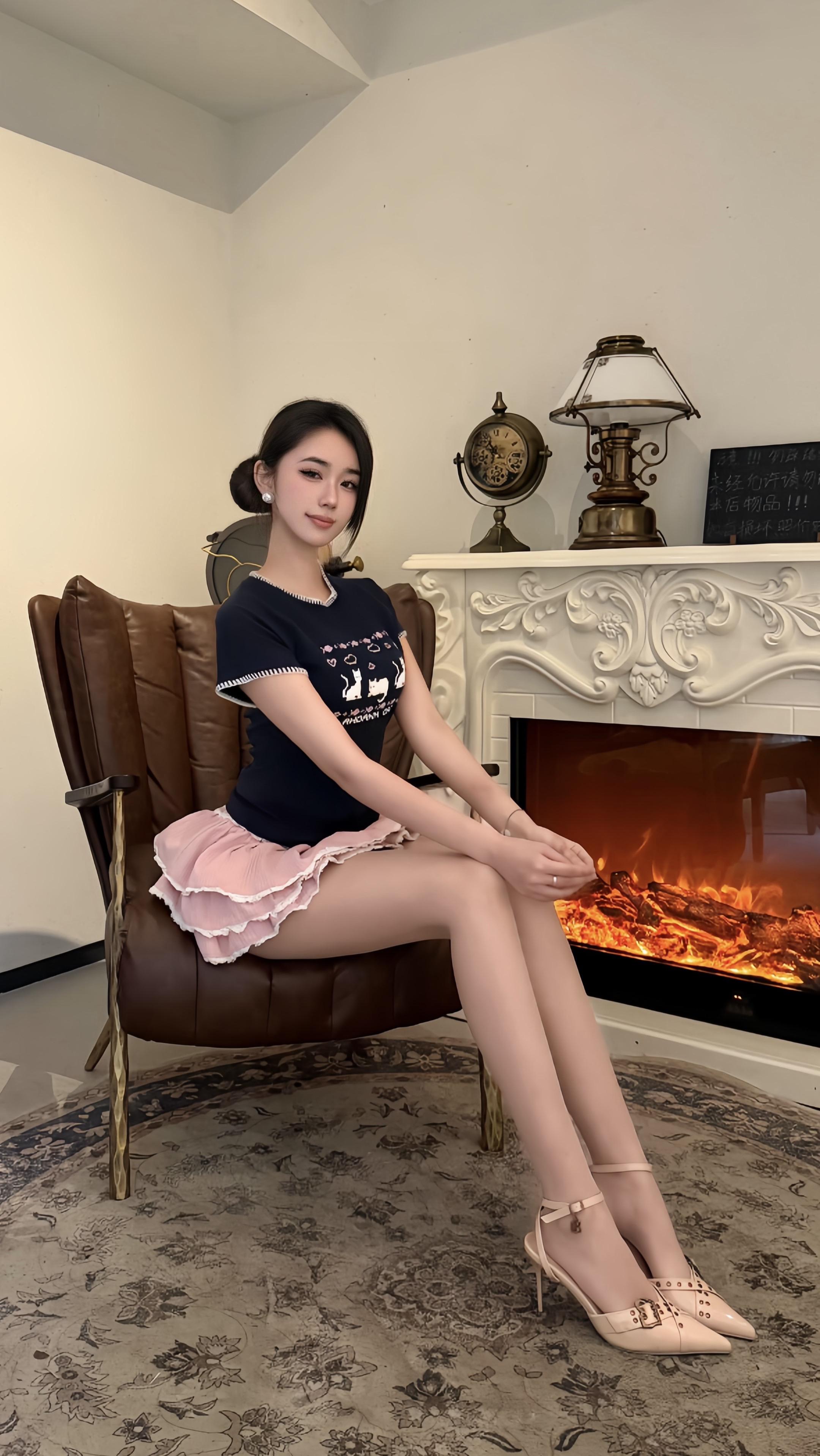 比我萌的没我坏 比我坏的不存在。