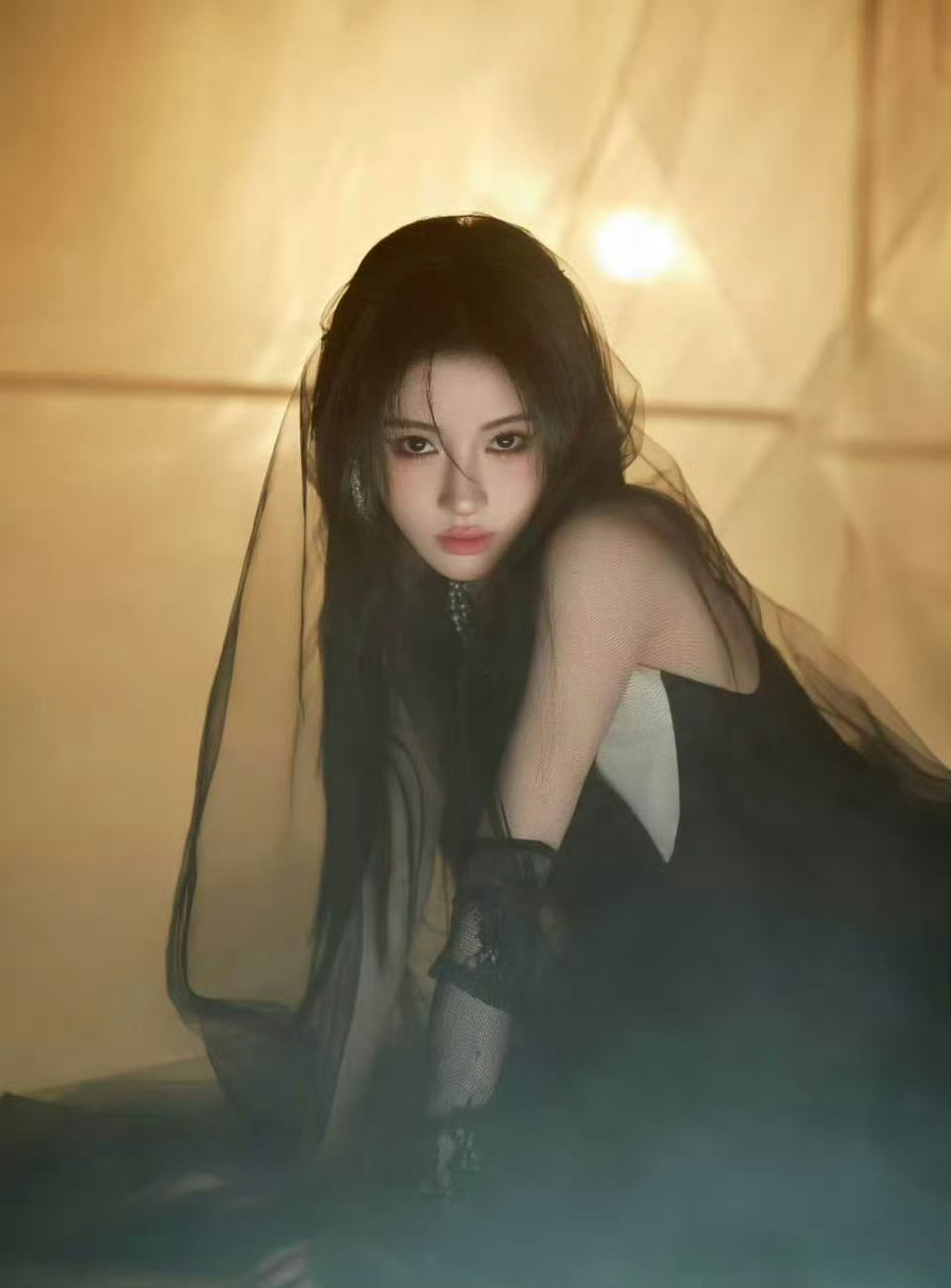 鞠婧祎黑纱好魅鞠婧祎黑纱神女写真这个露芜衣美成啥了都🤤🤤 鞠婧祎穿黑纱真的好