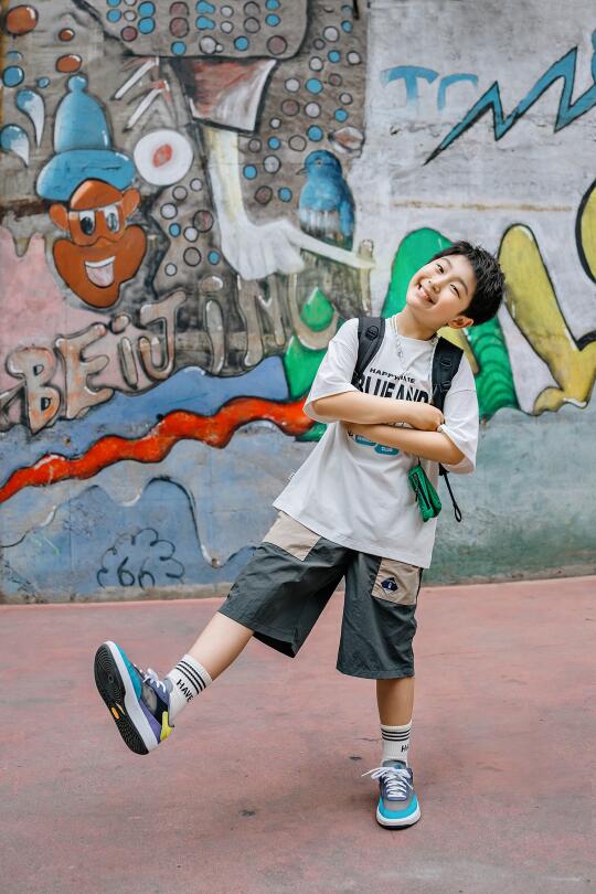 谁懂呀！夏天还得是短发！是不是比以前帅点